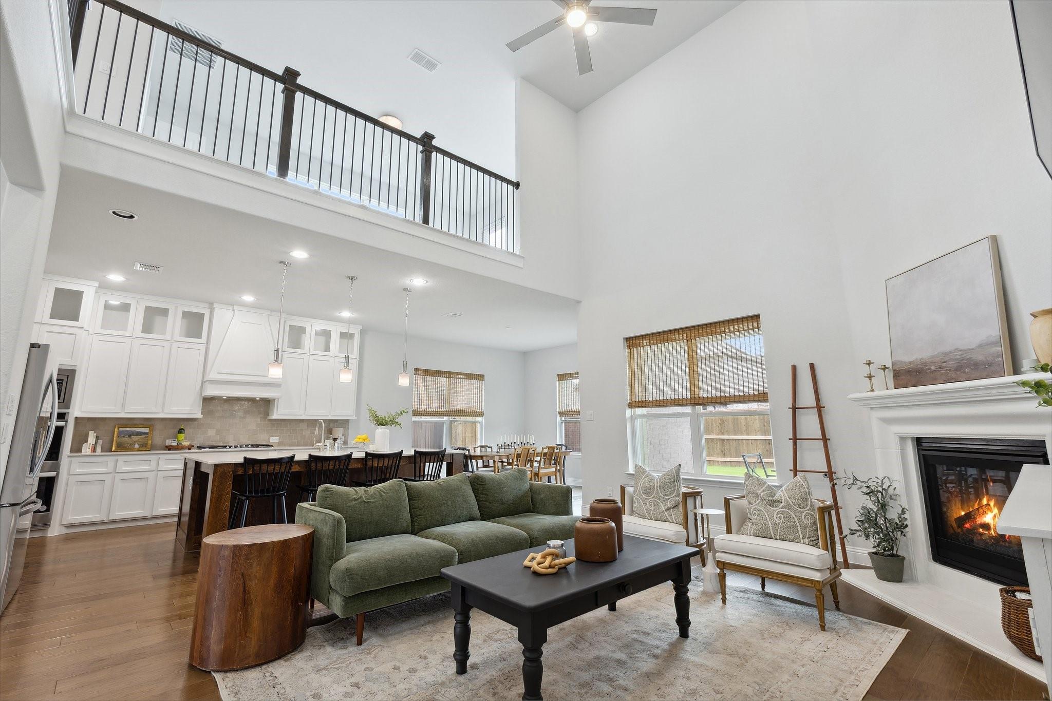 1021 Amber Knoll Open Concept Living
